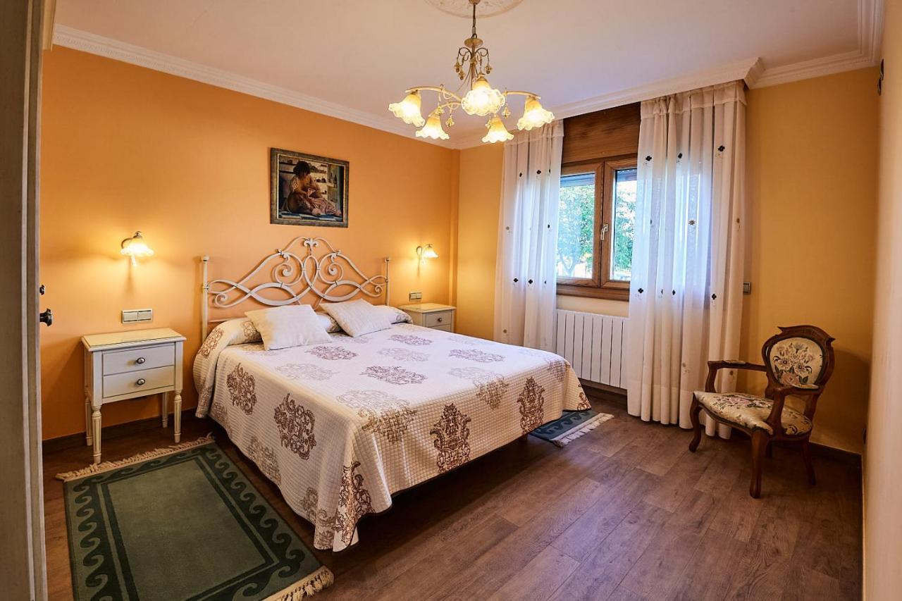 Alojamiento Extrahotelero Casa Ernestina Castillo  Zewnętrze zdjęcie