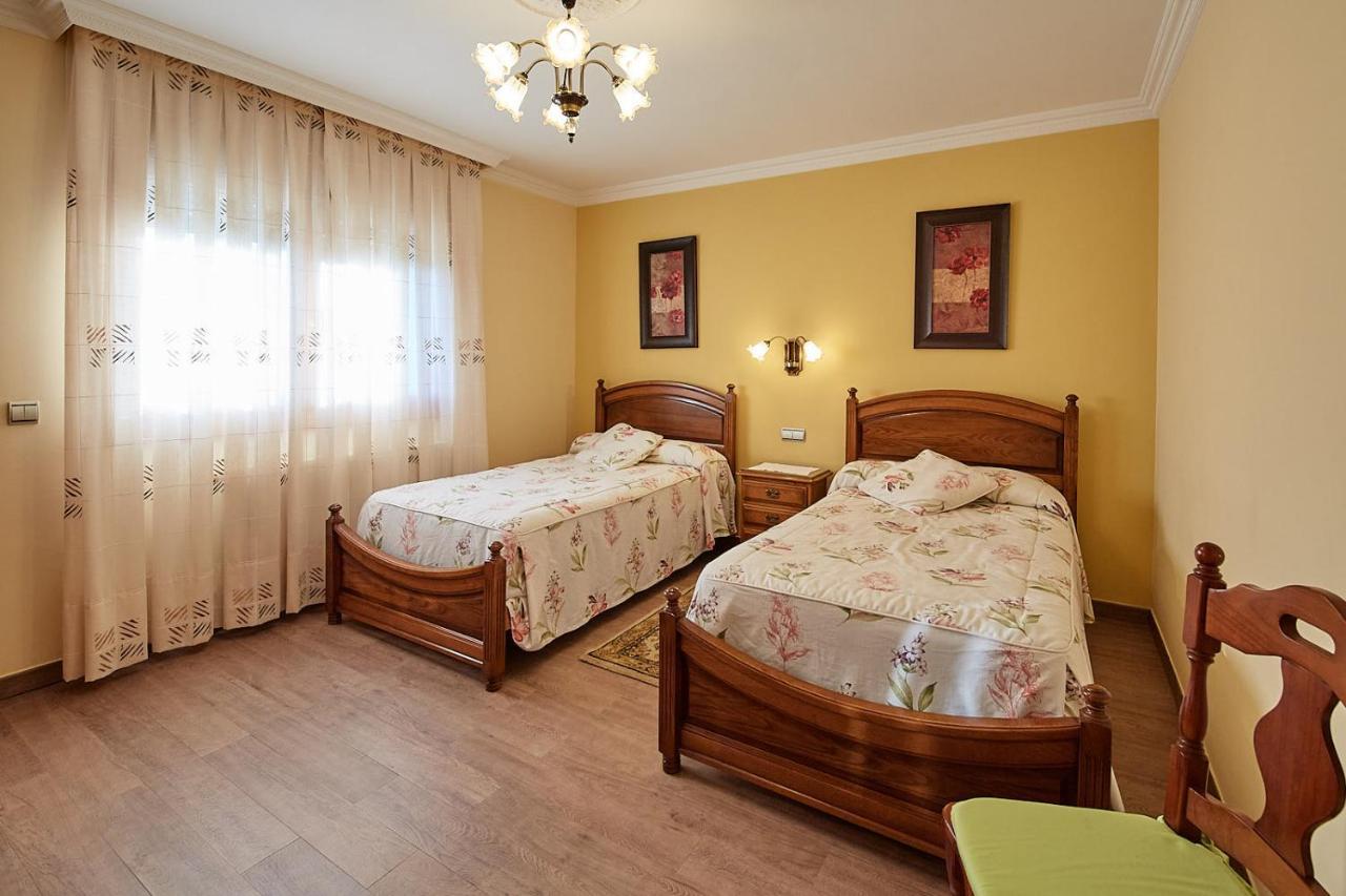 Alojamiento Extrahotelero Casa Ernestina Castillo  Zewnętrze zdjęcie
