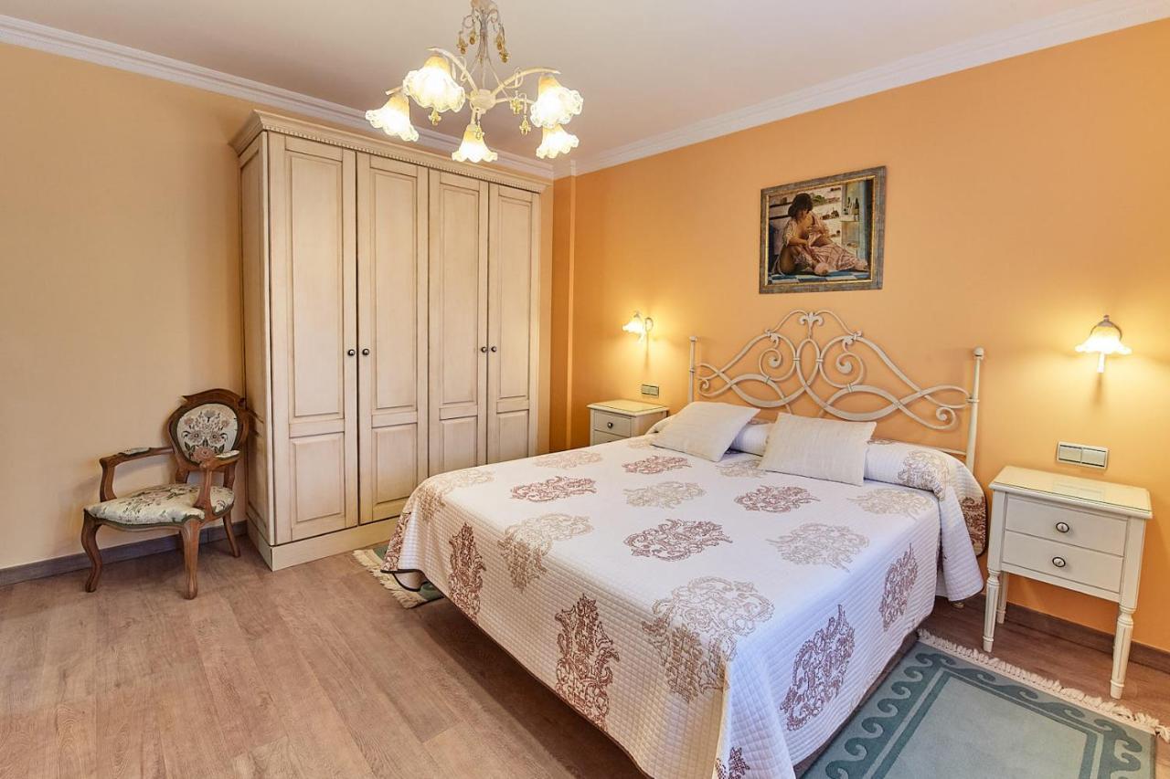 Alojamiento Extrahotelero Casa Ernestina Castillo  Zewnętrze zdjęcie